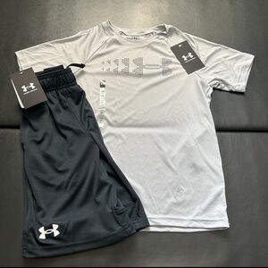 NWT Under Armour athletic set boys youth size small